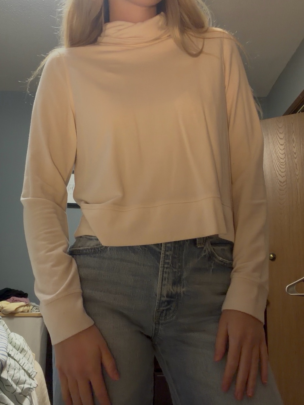 Athleta Cream Funnel-Neck Cropped Pullover